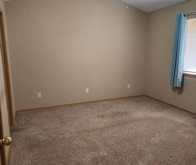 9023 W Delano Cir — Photo 5