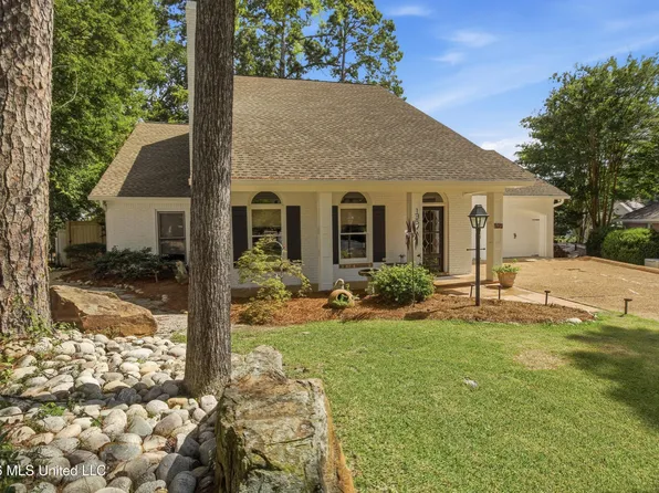 135 Winter Teal Pl, Madison, MS 39110