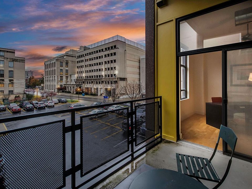 1st image of 121 N Martin Luther Blvd #201