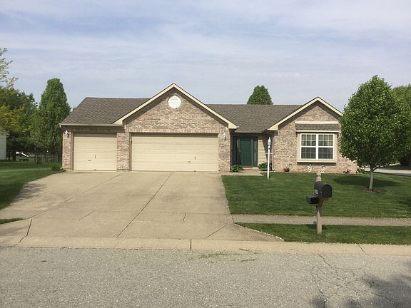 3 car garage on large corner