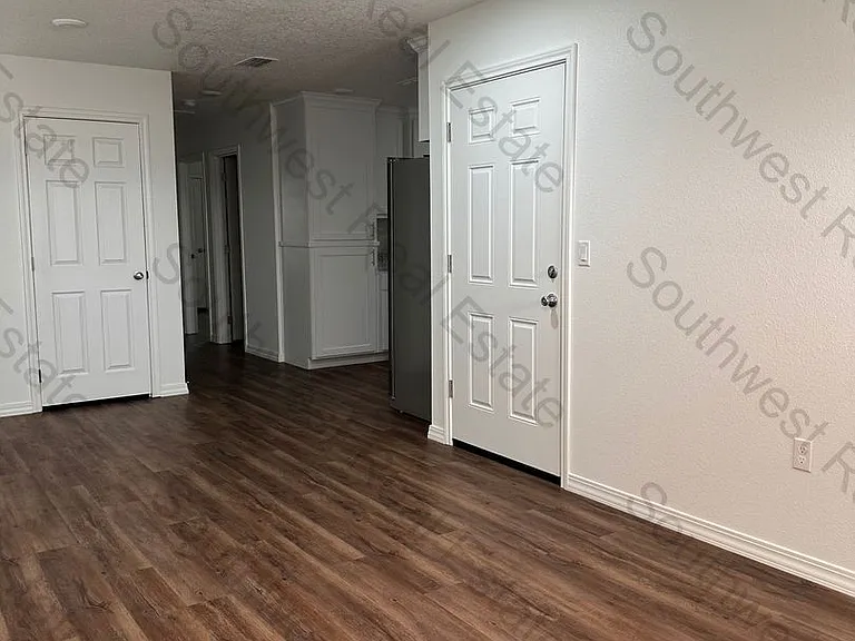 2741 Aldrich — Photo 2