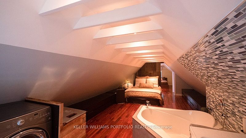 Toronto House for rent - 3 Bedrooms — photo 15