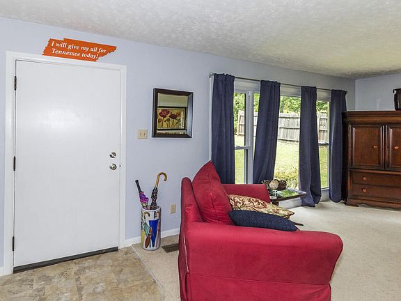 5th image of 5106 Lonas Dr
