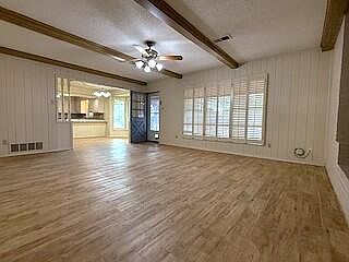 4th image of 3616 42nd St