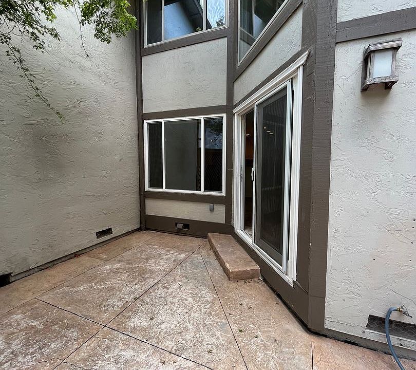 1st image of 704 Marylyn Cir