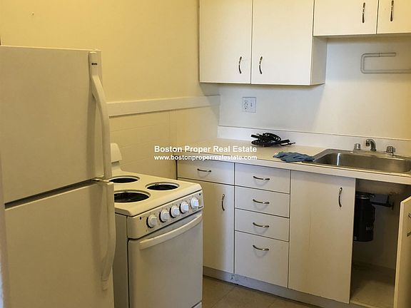 504 Beacon St. #34 Boston - Back Bay Unit Photo 2