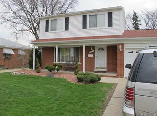 6976 Kingsbury St, Dearborn Heights, MI 48127