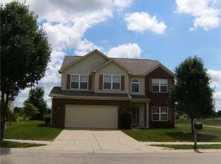 207 School House Dr, Greenfield, IN 46140