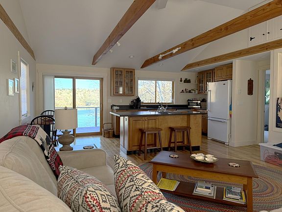 5th image of 672 Ocean Point Road
