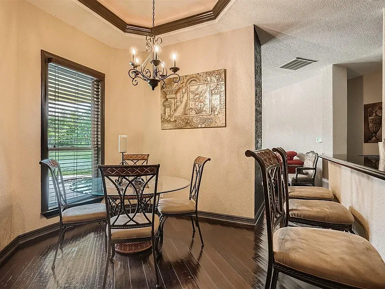 15207 Nightingale Ln — Photo 12