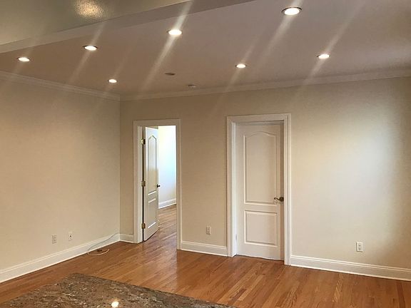 2nd image of 2371 26th St #2