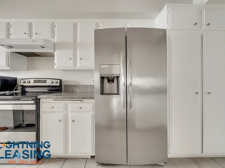 815 S Shenandoah St #302 — Photo 37