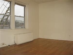 5th image of 104 Woodside Grn APT 3B