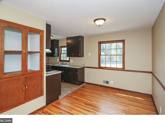 3rd image of 1725 Sugarloaf Trl