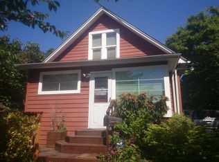 6708 17th Ave NW, Seattle, WA 98117
