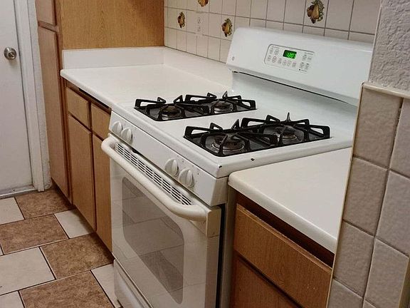 2nd image of 25075 Camino Del Norte