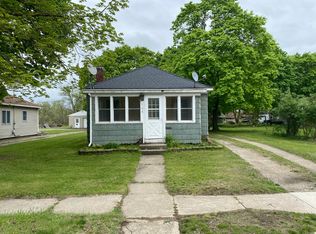 708 N Irving St, Greenville, MI 48838