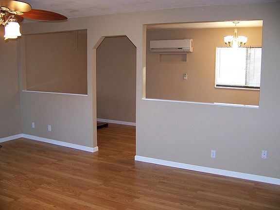 4th image of 5416 1/2 Turton Ln