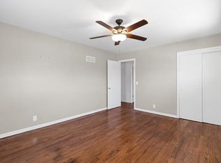 5305 W 79th St, Prairie Village, KS 66208
