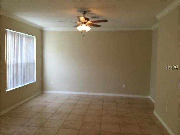 5th image of 4831 Battaglia Blvd