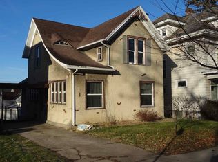 353 N Main St, Kendallville, IN
