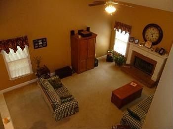 5th image of 38 Centerport Dr