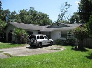 538 Robin Hill Cir, Brandon, FL 33510