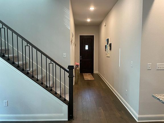 2nd image of 5304 Sanford Dr