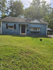 312 Oak Tree Dr, Saint Louis, MO, 63119