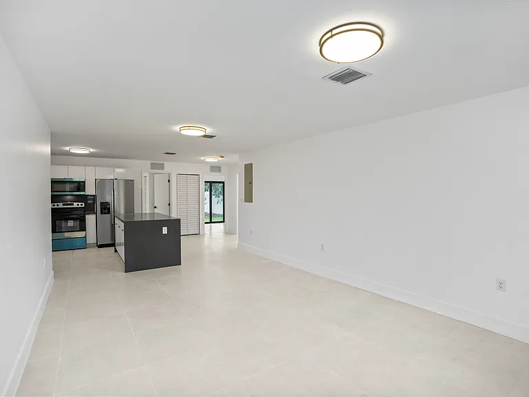 5817 NW 30th Ave #5817 — Photo 24