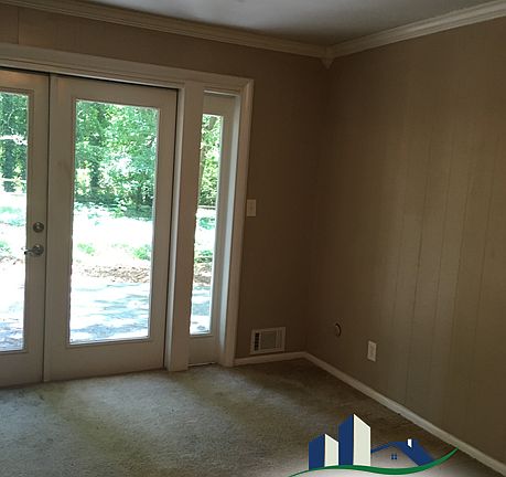 3rd image of 4711 Lawrenceville Hwy