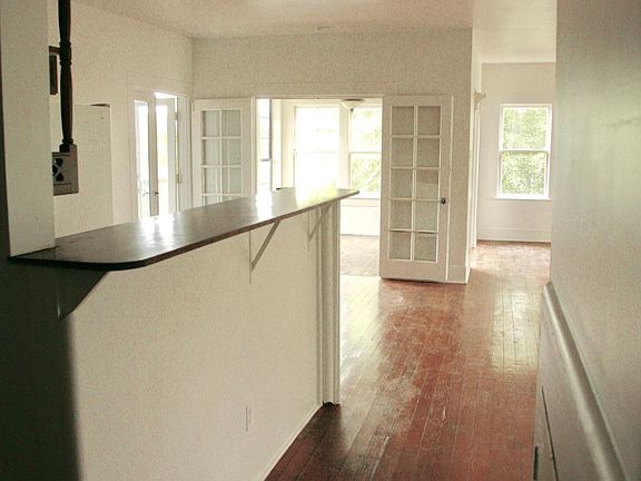 4th image of 1118 W French Pl APT 4