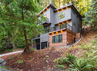 16 Canyon Ct, Bellingham, WA 98229