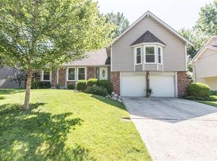 1608 SW 21st St, Blue Springs, MO 64015