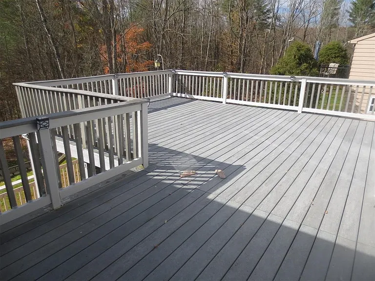 823 Jennifer Ln — Photo 10