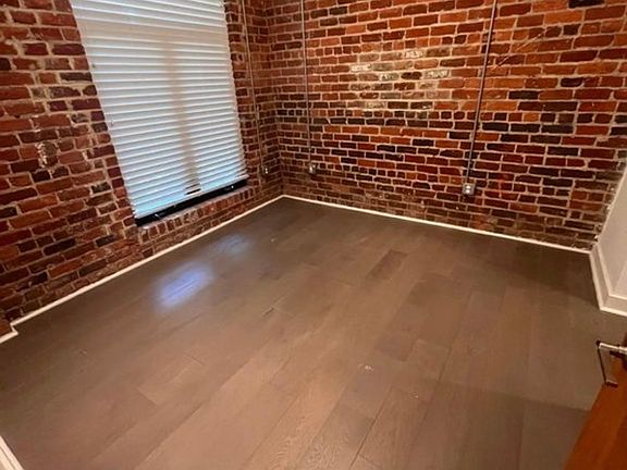 5th image of 313 N 24th St Unit E