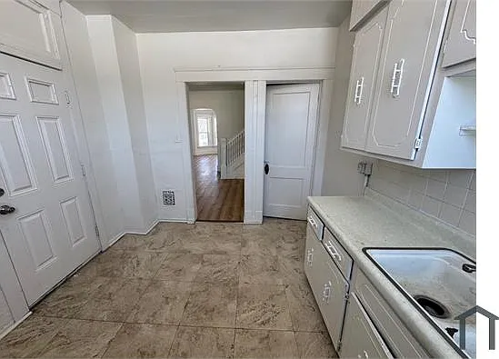 3300 W 98th St #3 — Photo 10