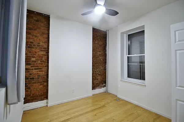 Rented by Julianna Realty Corp | media 4