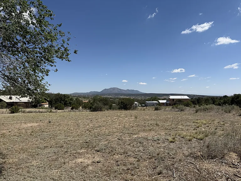 1 Autumnwood Ct — Photo 30