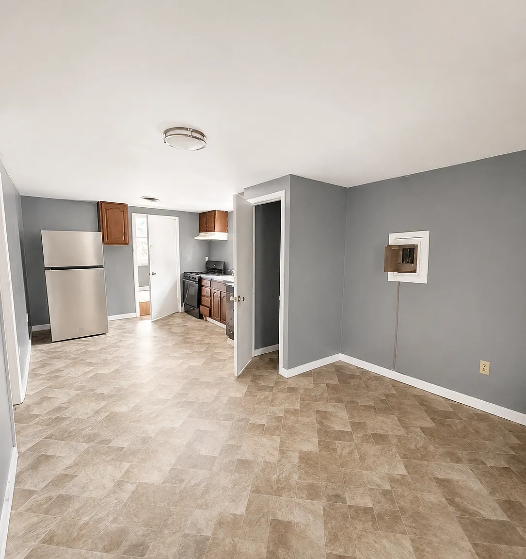 2 bed, 900 sqft, $1,290 — Photo 3