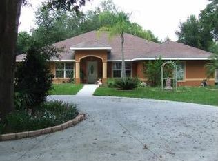 50 S Pine Ave, Umatilla, FL 32784
