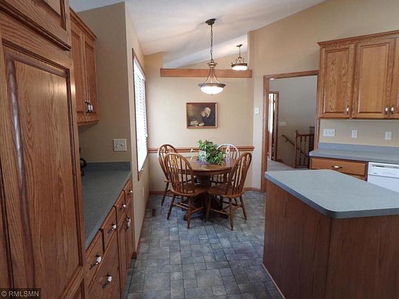 4th image of 10028 Northwood Ct N