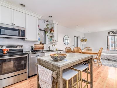 90 Salem St APT 3F, Boston, MA, 02113