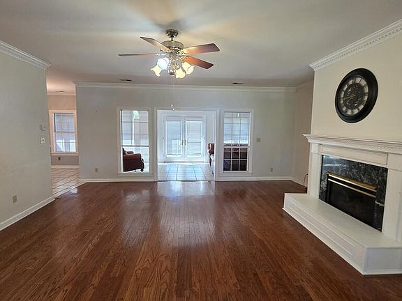 5th image of 124 Gwen Rd