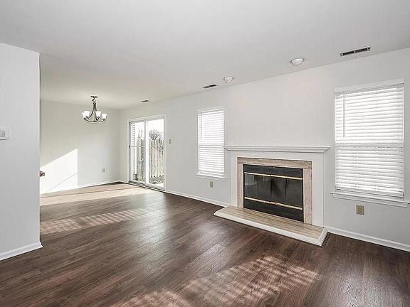 4th image of 234 Sequoia Dr