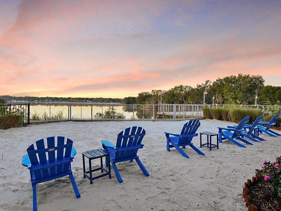 Lakeshore At Altamonte Springs apartments community photo