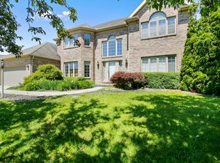 2209 Edgewater Pl, Champaign, IL 61822