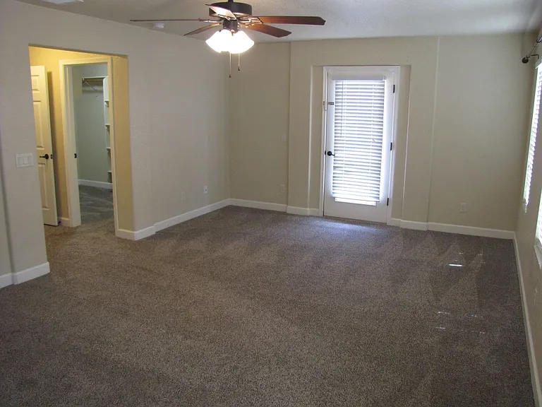 1059 Wagner Pl — Photo 27