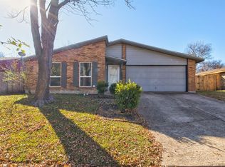 1413 Burmeister Rd, Fort Worth, TX 76134