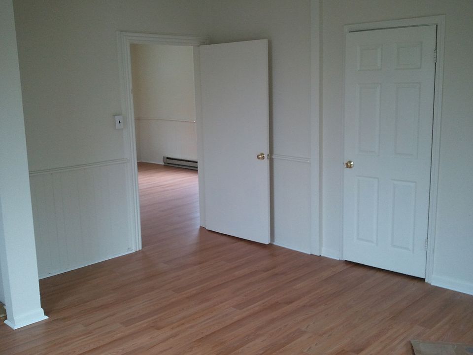 2nd image of 369 Cashew Ln